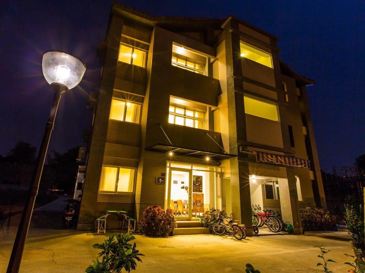 Backpacker B&B Jinning Extérieur photo